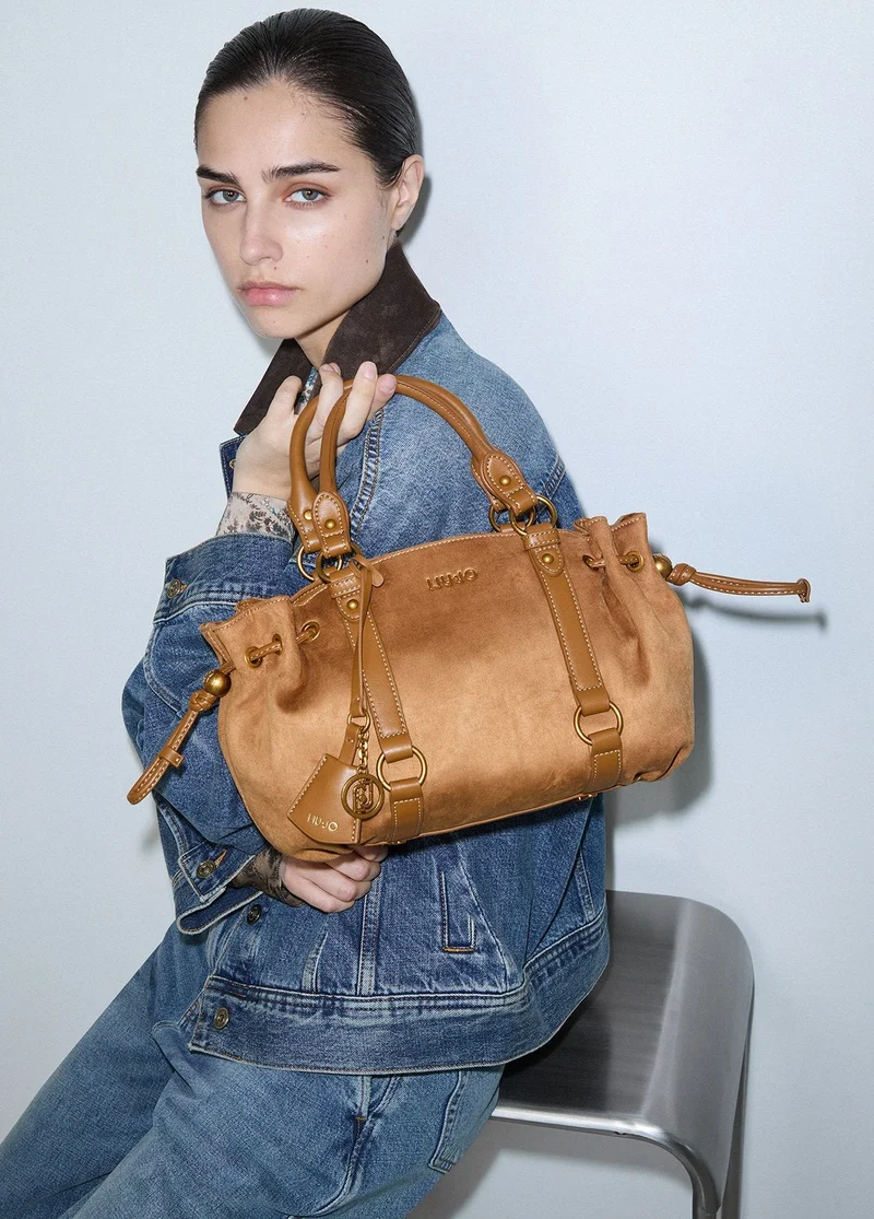 ليو جو Small Drawstring Bag