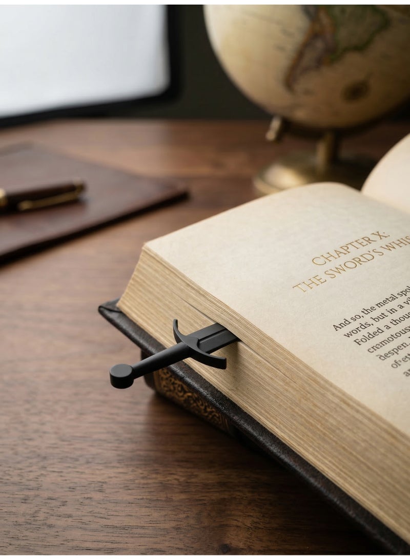 فاصل كتب ثلاثي الأبعاد بتصميم سيف إكسكاليبور - حامل صفحات فريد لمحبي القراءة والكتابة - هدية إبداعية لعشاق الفانتازيا والقصص الأسطورية - قرطاسية بنمط العصور الوسطى (لون أسود) - Image 2