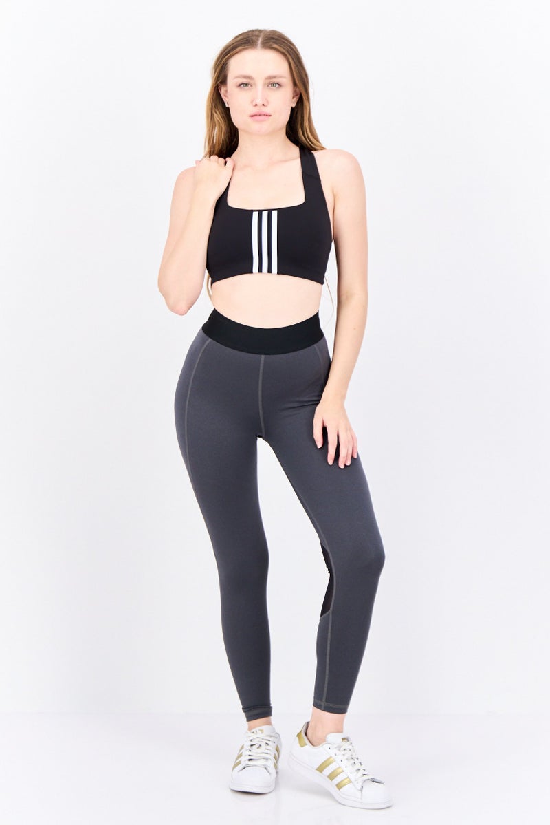 Adidas حمالة صدر رياضية بشعار العلامة التجارية للنساء، سوداء - Image 4