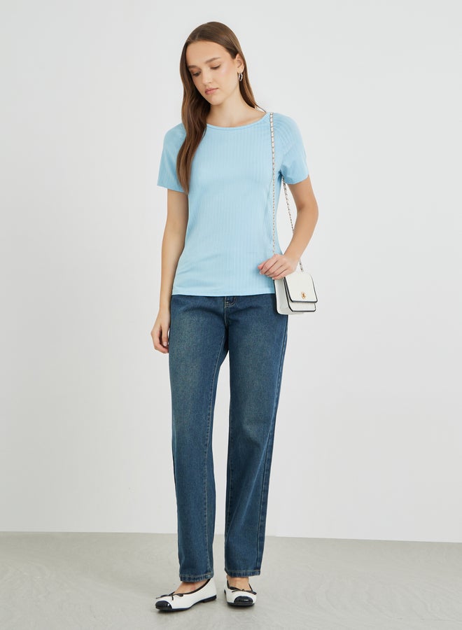 تايك تو تيشيرت بأكمام قصيرة ورقبة دائرية بنقشة مميزة - Image 2