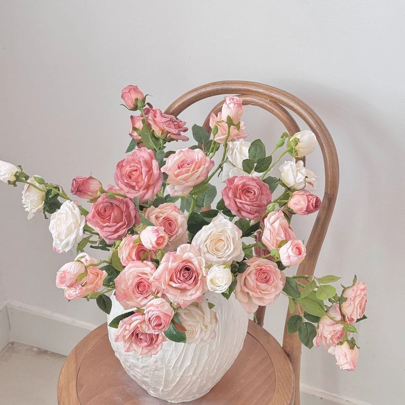 Bluejw Vintage 3-Headed Rose Oil Painting Style Artificial Dried Flowers Bouquet with Burnt Edges – Handheld Decorative Dried Plants for Photo Props & Home Decor - Image 3