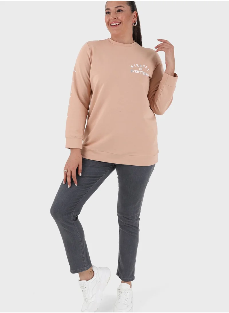 Alia by modanisa Round Neck Graphic Detail Sweatshirt