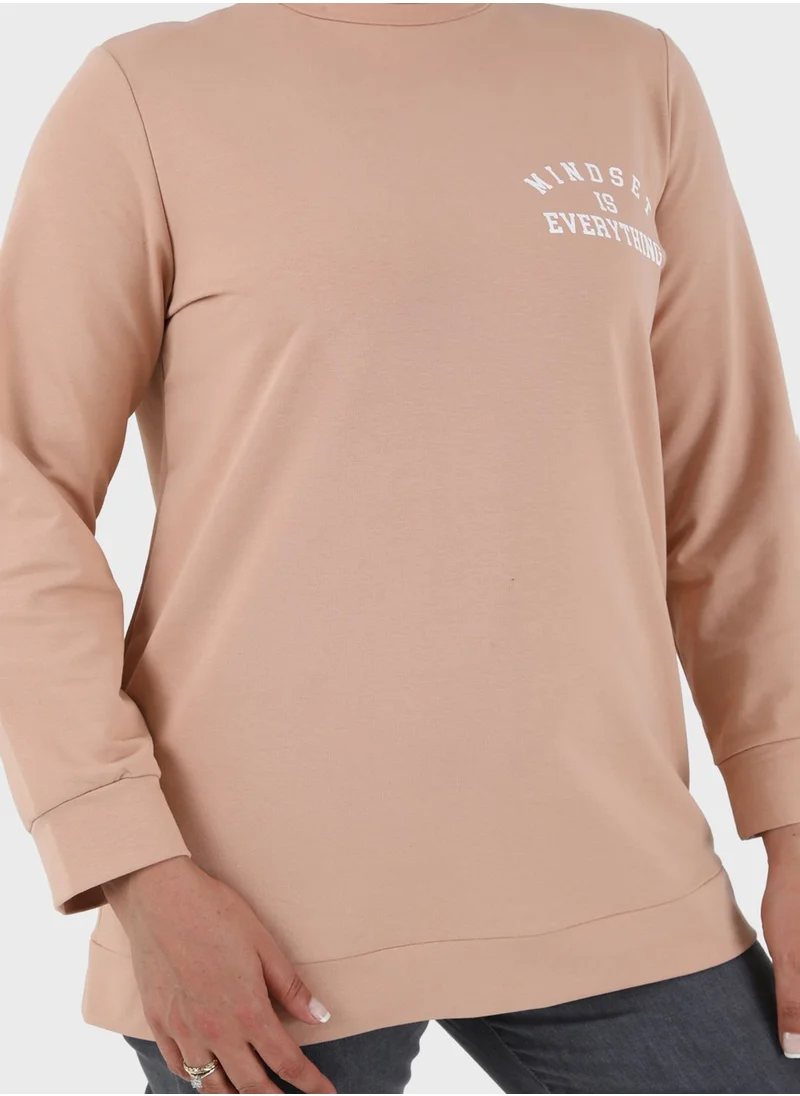 Alia by modanisa Round Neck Graphic Detail Sweatshirt