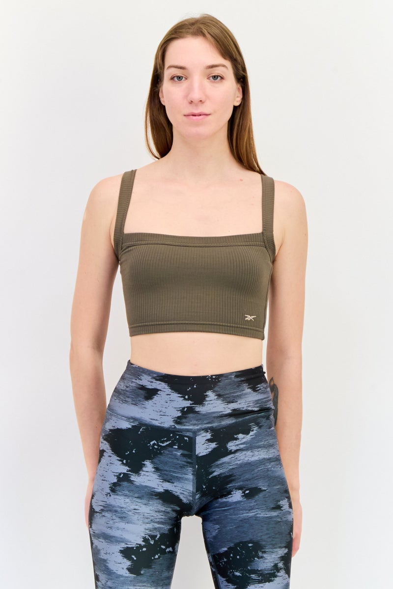 Reebok تي شيرت رياضي نسائي بلا أكمام مناسب في الهواء الطلق، زيتوني - Image 1