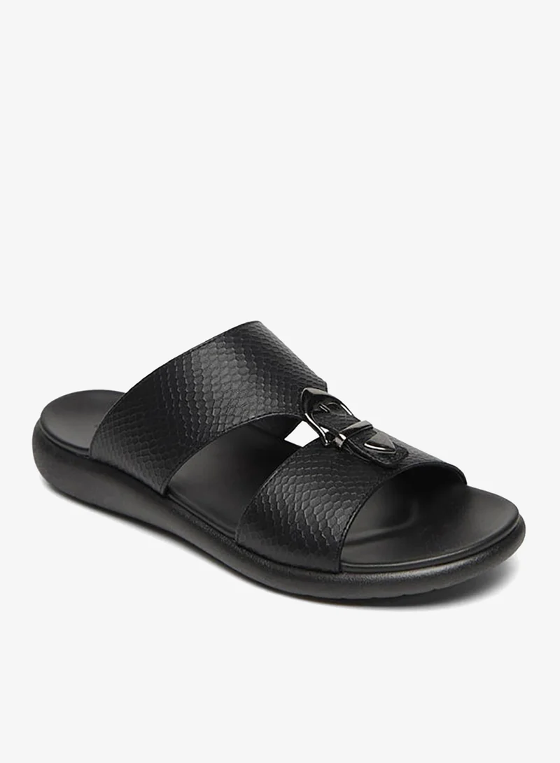 ال بي ال من شو اكسبرس صندل رجالي سهل الارتداء بتفاصيل إبزيم