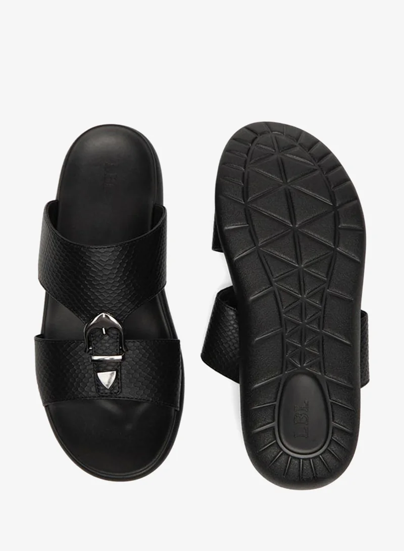 ال بي ال من شو اكسبرس صندل رجالي سهل الارتداء بتفاصيل إبزيم