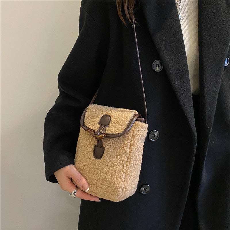 New Mao Mao Bag Mobile Phone Bag Contrast Color Simple Stylish Shoulder Crossbody Small Bag Women'S Vintage Lamb Fleece Bag - Image 4