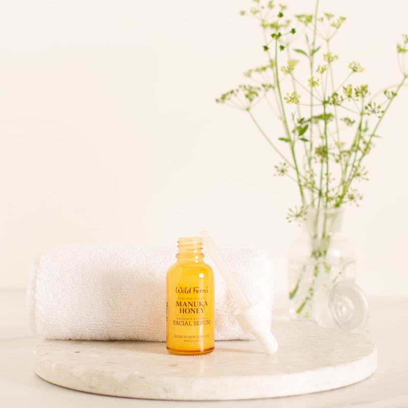 Wild Ferns Manuka Honey Radiance Renewal Facial Serum 96 Natural 30 milliliters - Image 3