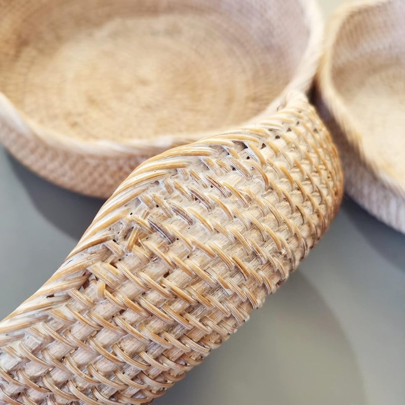 amololo Handmade White Rattan Round Fruit Basket Food Storage Bowls Kitchen Organizer Snack Serving Bowl Wavy Edge Circle Tray Basket Boho Home Dcor Display Tray for Table Dining RoomM - Image 3