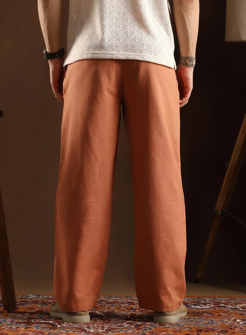 Campus Sutra Lightweight - Straight-Pleated Slittrousers