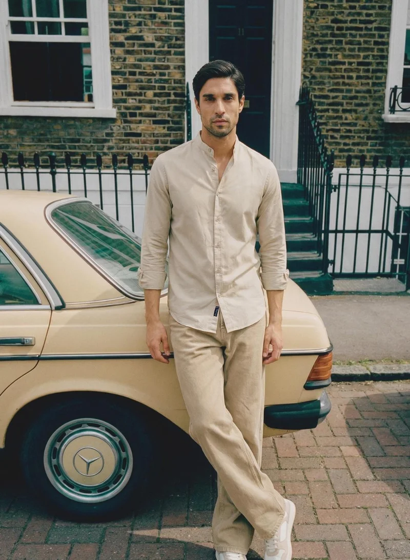 دينيس لينغو Men Beige Cotton Solid Print Button Down Regular Fit Shirt