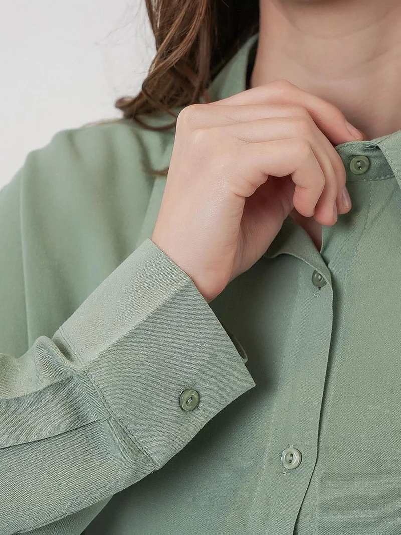 بيغ دارت قميص بأزرار أساسي من بي دارت