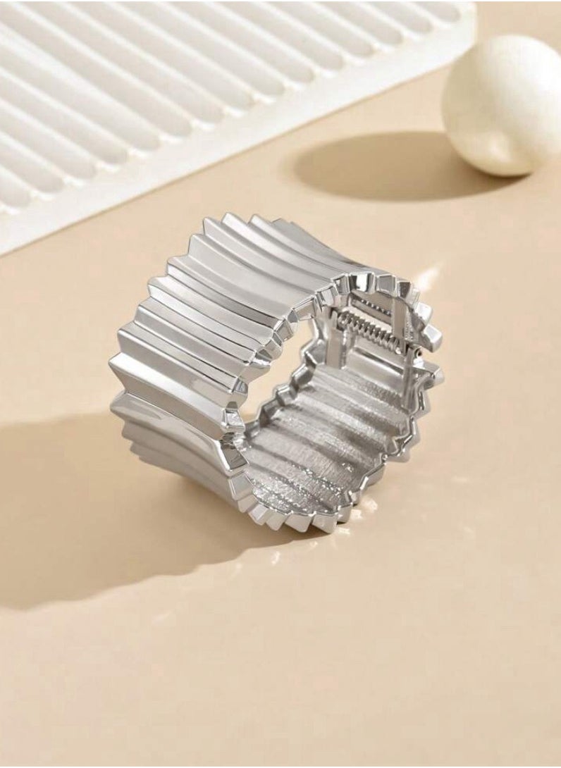 Equal - Elegant & High Quality Silver Plated Bracelet Bangle For Women - Image 1