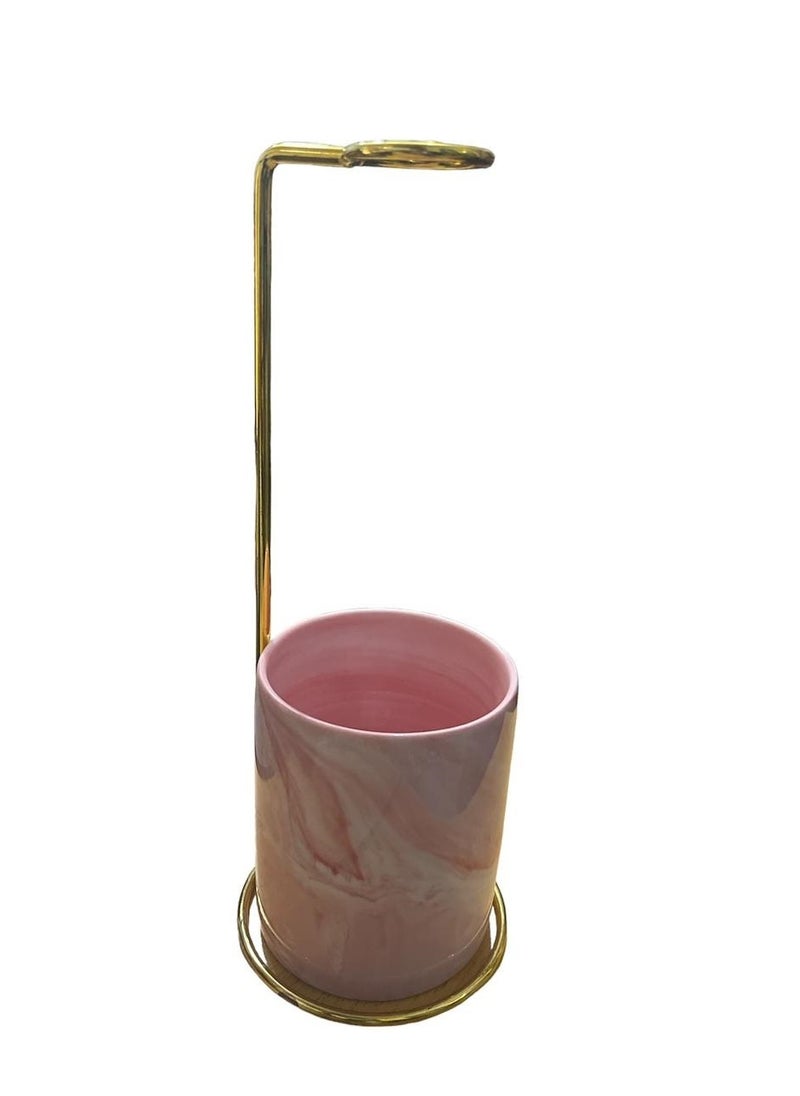 Pink Porcelain Vases With A Golden Metal Base - pzsku/ZD262F02C7B7C0CB63F0CZ/45/_/1739193126/19bdedb6-115b-4d13-9b02-f18d463eaea0