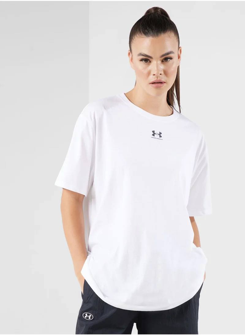 UNDER ARMOUR Essential Oversize Short Sleeve T-shirt