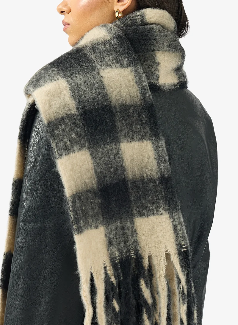 Ginger Soft Checkered Tassel Scarf