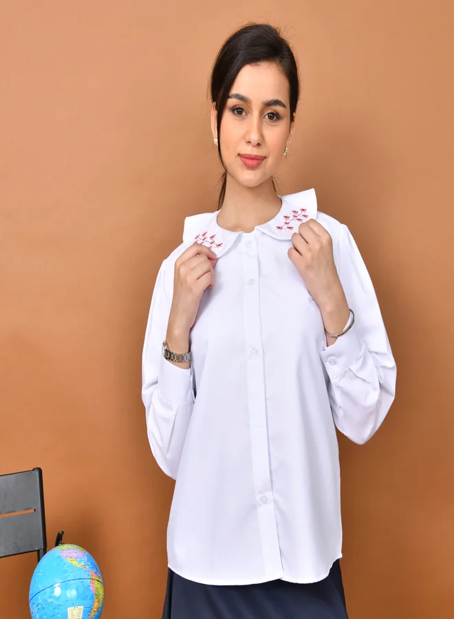 HAWRAA ABAYA White school shirt with delicate embroidery on the collar