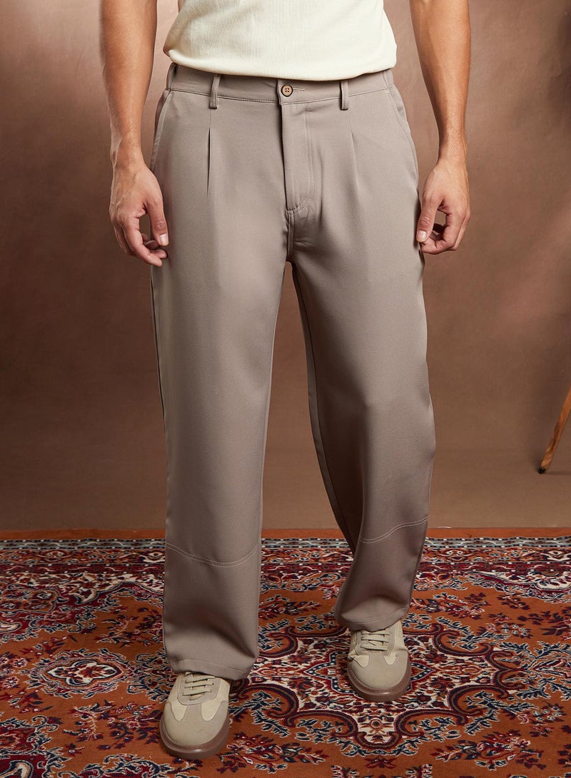 Campus Sutra Campus Sutra Men's Ash Beige Panelled-Straight Trousers For Casual Wear | Mid-Rise | Straight Fit | Button Closure | Trousers Crafted With Comfort Fit For Everyday Wear - Image 2