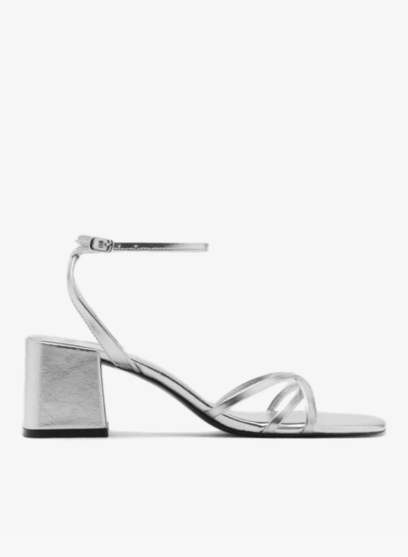MANGO Heeled sandal with crossed straps