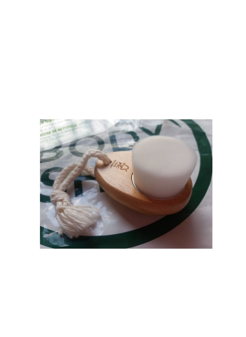 THE BODY SHOP - Super Soft Cleansing Brush - Image 1