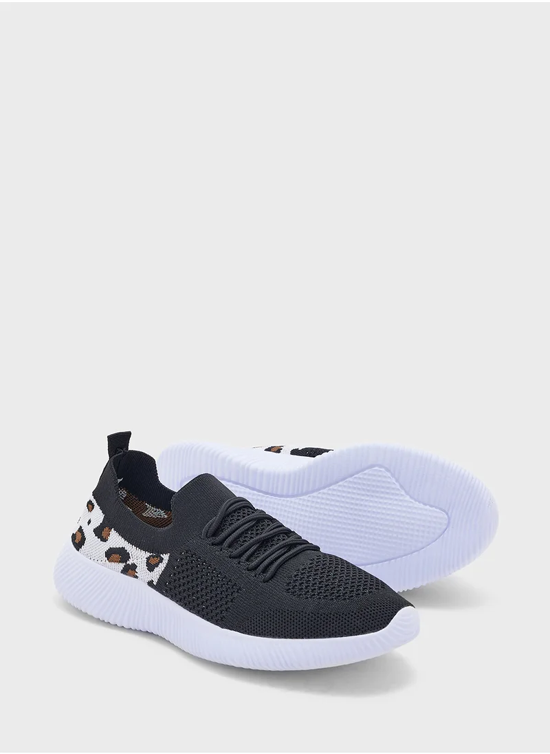 جينجر Breathable Sneakers With Leopard Print