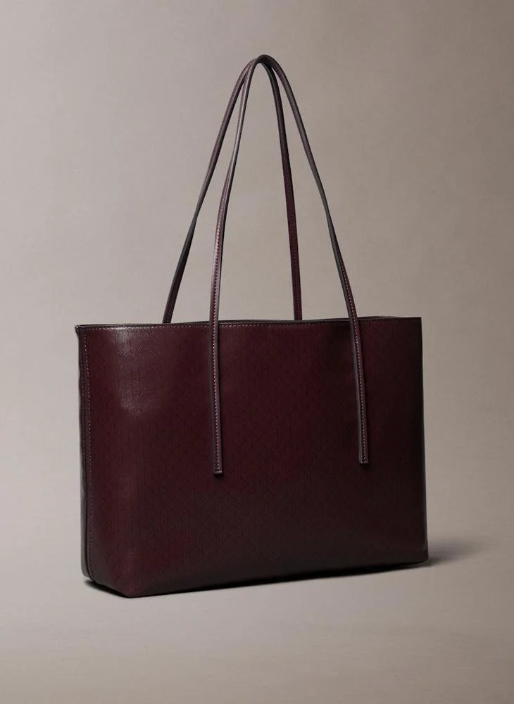 CALVIN KLEIN Aop Pouch On Strap Tote Bag