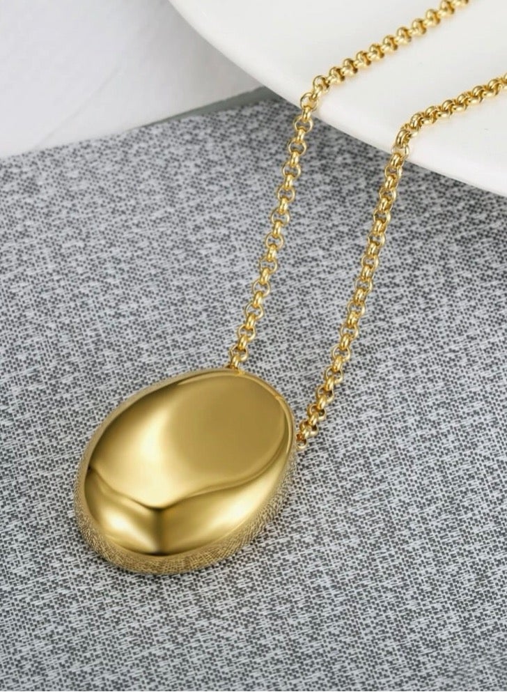 NEW STYLE Elegant Gold Stainless Steel Necklace For Women - Image 3