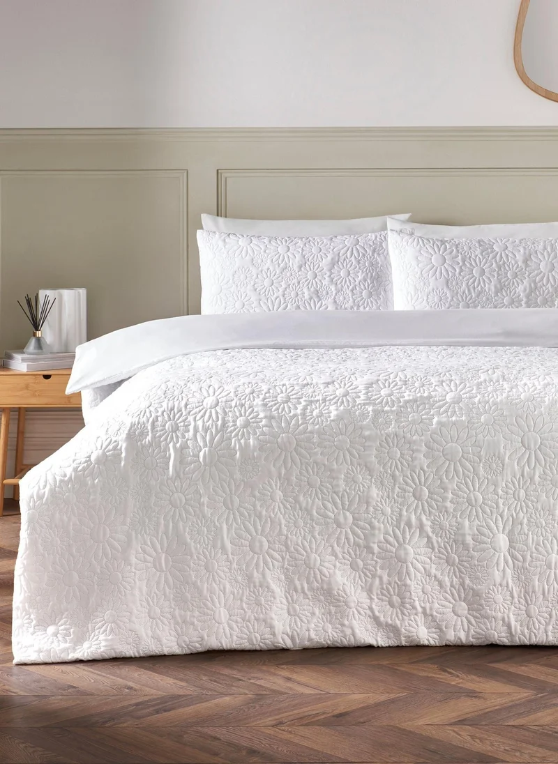 ماتلان White Flower Quilted Duvet Set