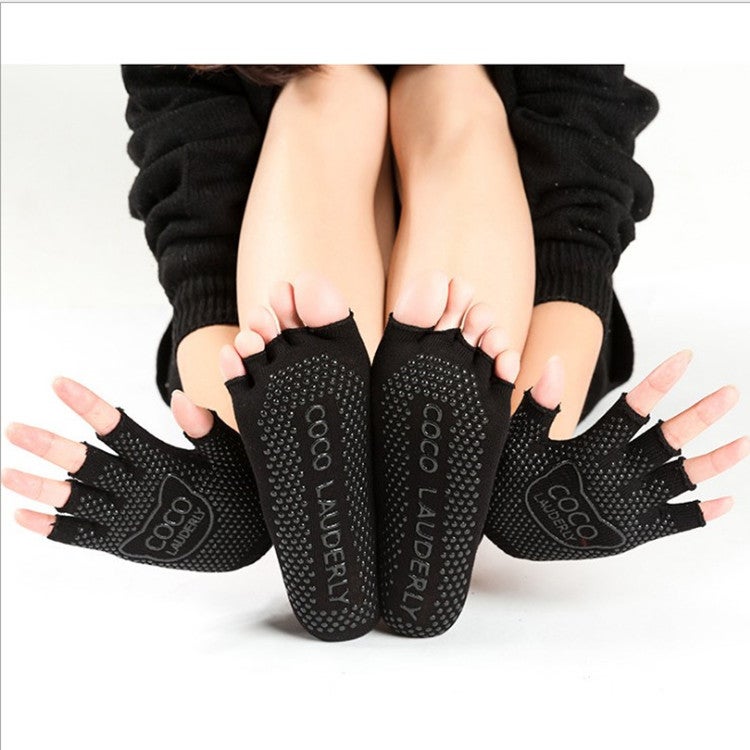 Non-Slip Toeless Yoga Socks and Gloves Set Black - Image 3
