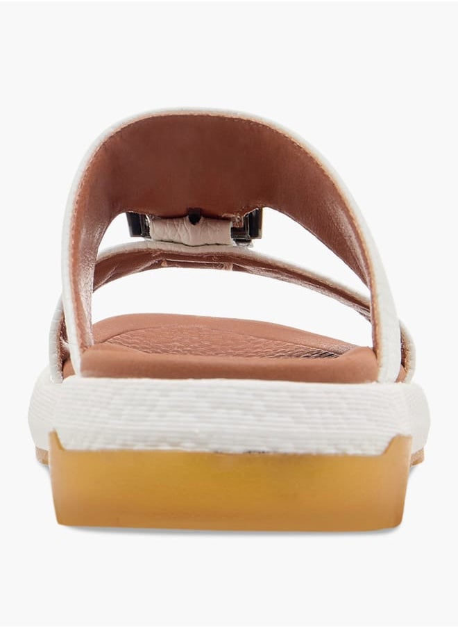 Le Confort Boys Textured Arabic Sandals with Buckle Detail  - Image 4