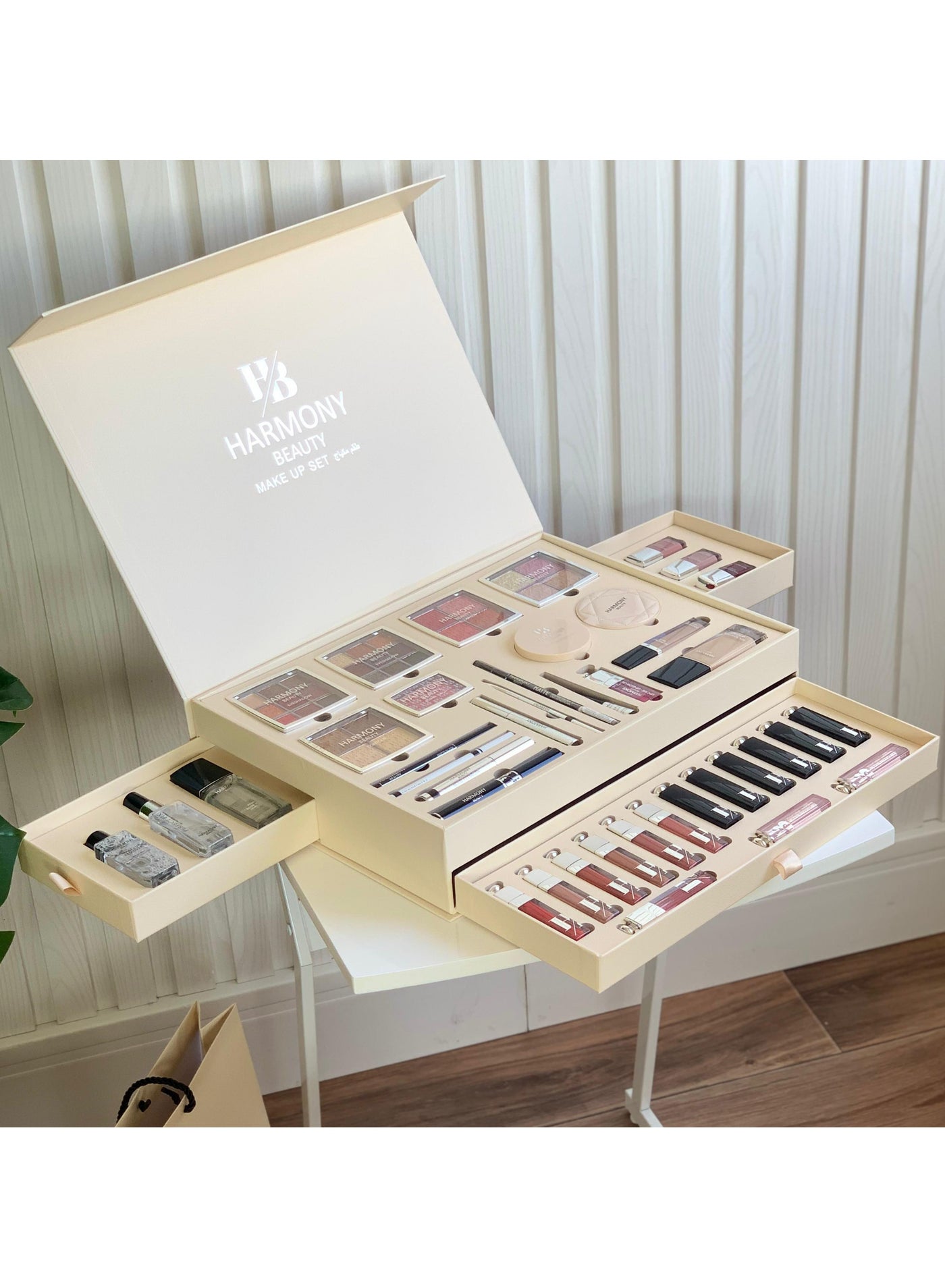 EBM 未開封Native Beauty Harmonia2点セット harmony Beauty Harmony Beauty Makeup Set | Best Price KSA | Riyadh