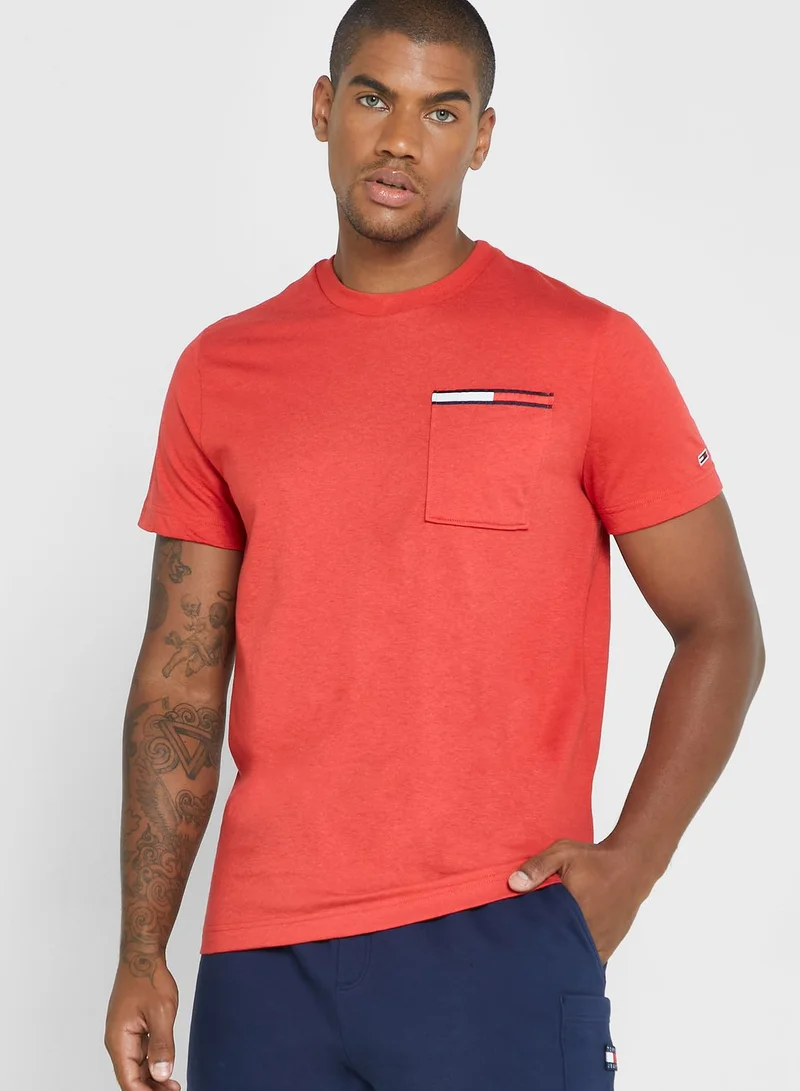 TOMMY JEANS Logo Crew Neck T-Shirt