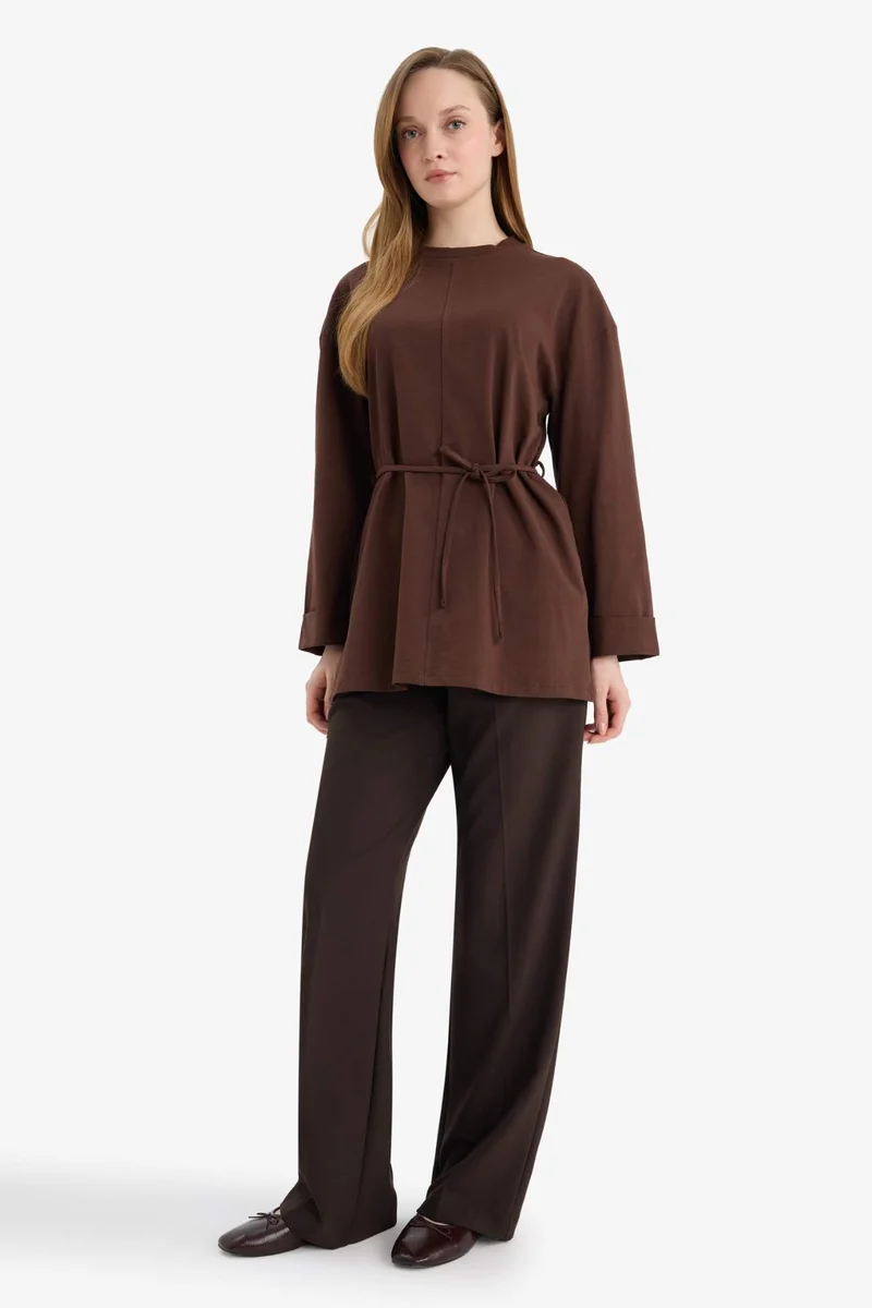 ديفاكتو Loose Fit Crew Neck Long Sleeve T-Shirt