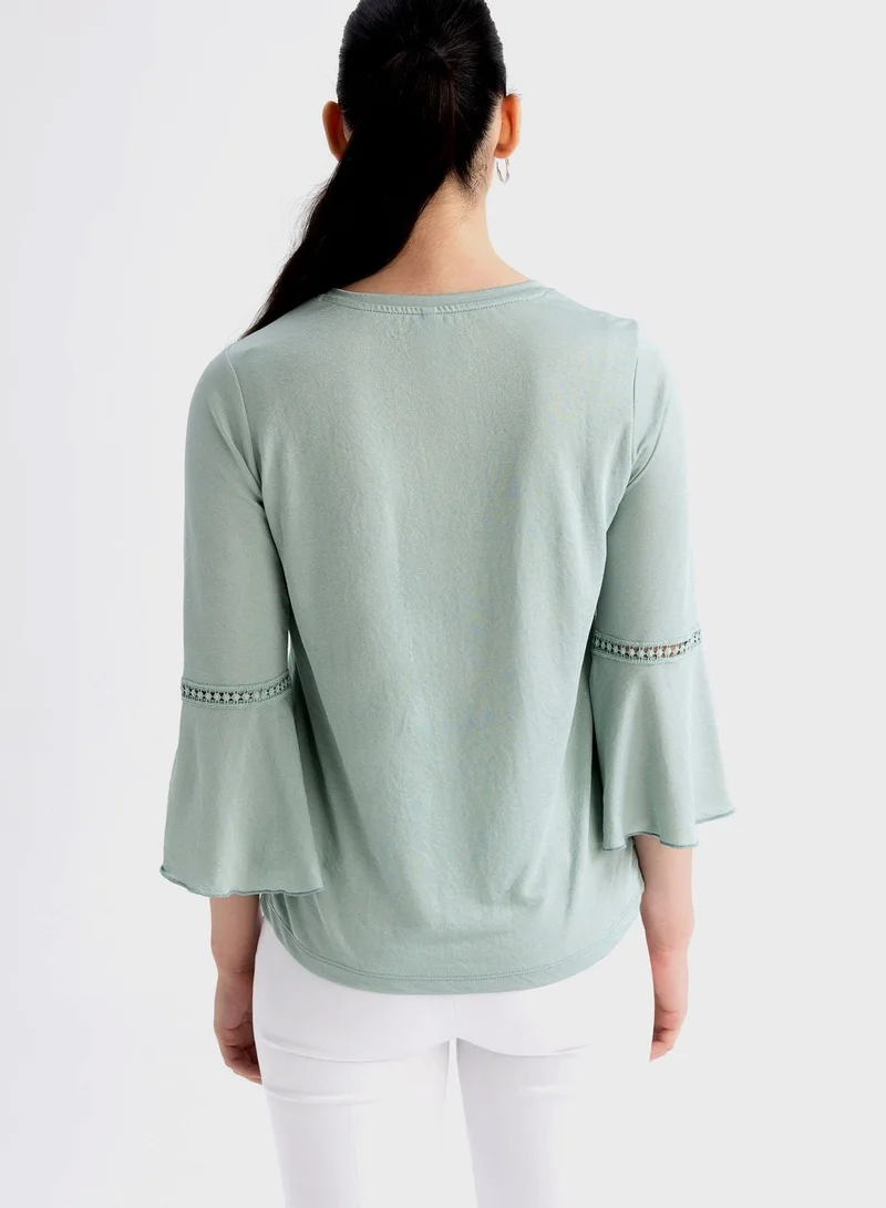 DeFacto Traditional Regular Fit Crew Frill Sleeve T-Shirt