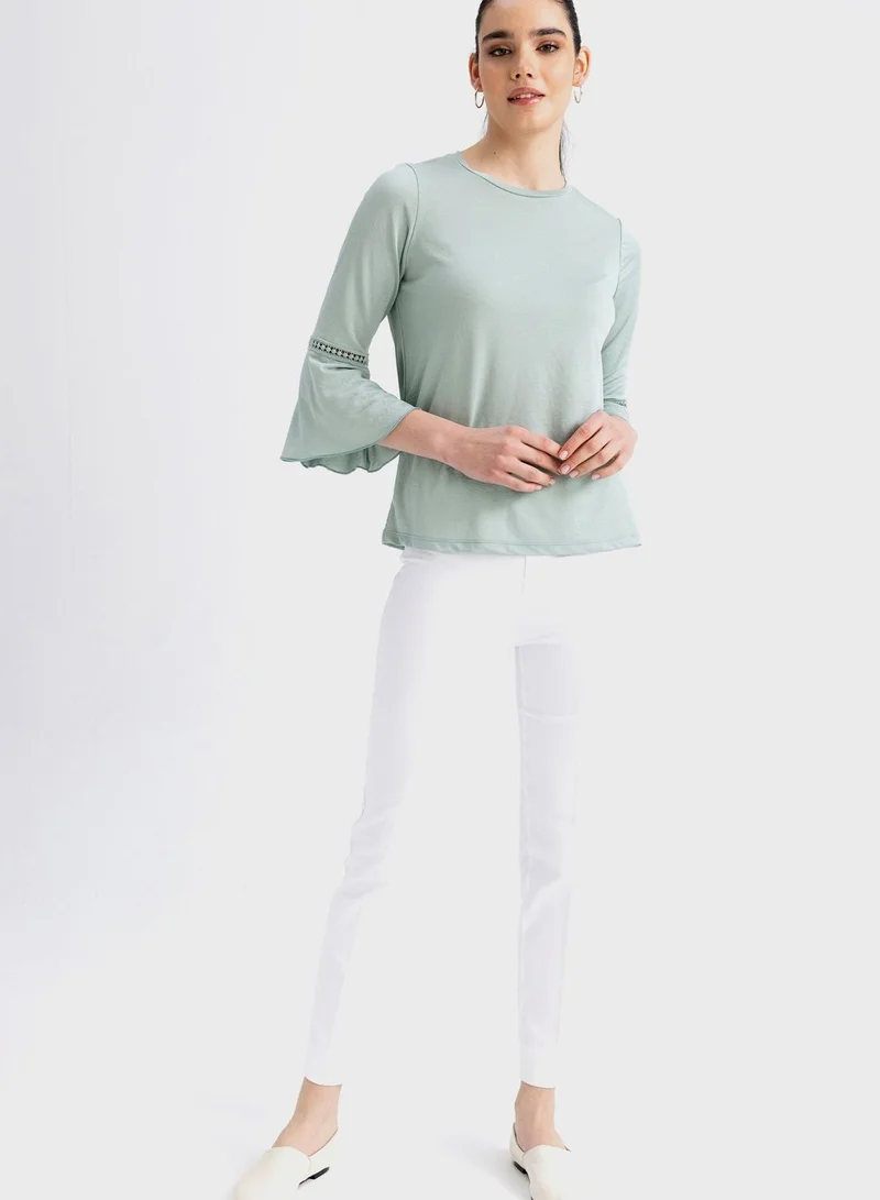 DeFacto Traditional Regular Fit Crew Frill Sleeve T-Shirt