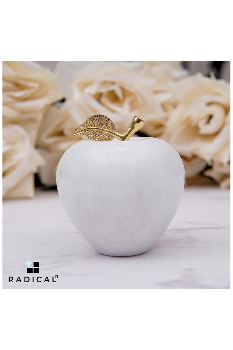 راديكالن ثقل ورق على شكل تفاحة من الرخام الأبيض | ديكور مكتبي يدوي الصنع، مقاس ٣ بوصات، مناسب للمكتب والمنزل - Image 2