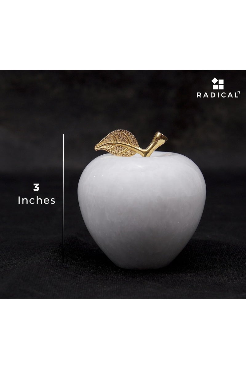 راديكالن ثقل ورق على شكل تفاحة من الرخام الأبيض | ديكور مكتبي يدوي الصنع، مقاس ٣ بوصات، مناسب للمكتب والمنزل - Image 3
