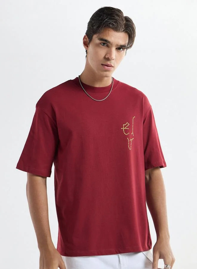 سبلاش فيڤ تيشيرت بياقة ضيّقة وأكمام قصيرة وطبعات