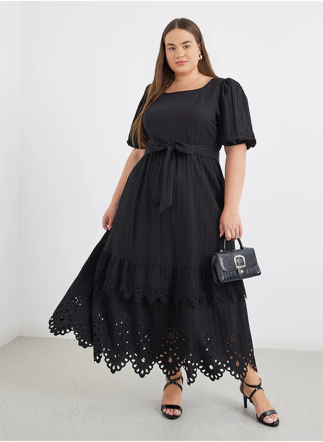 Styli Styli Plus Black Maxi Dress with Cut-Out Pattern