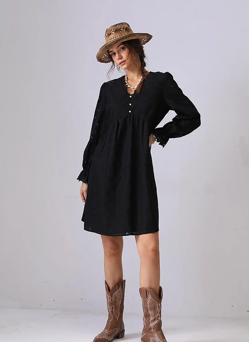 YUNIQEE Black A-Line V-Neck Above Knee Dress