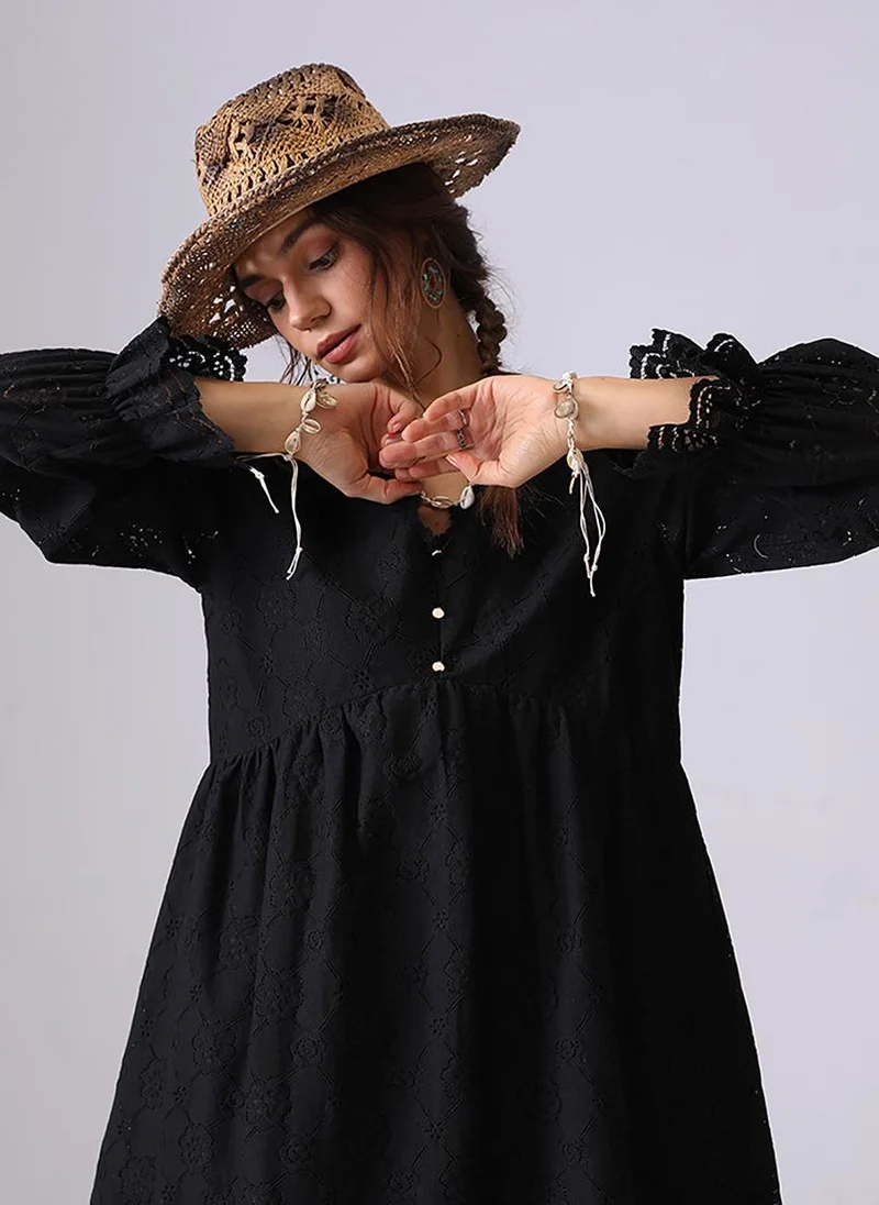 يونيكي Black A-Line V-Neck Above Knee Dress