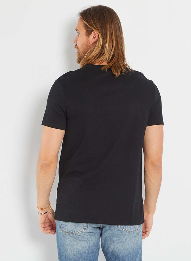 Kiabi Regular-fit plain t-shirt (SS) v-neck - Image 4