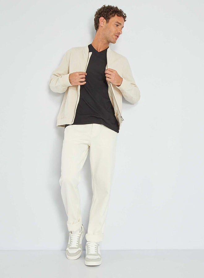 Kiabi Regular-fit plain t-shirt (SS) v-neck - Image 2