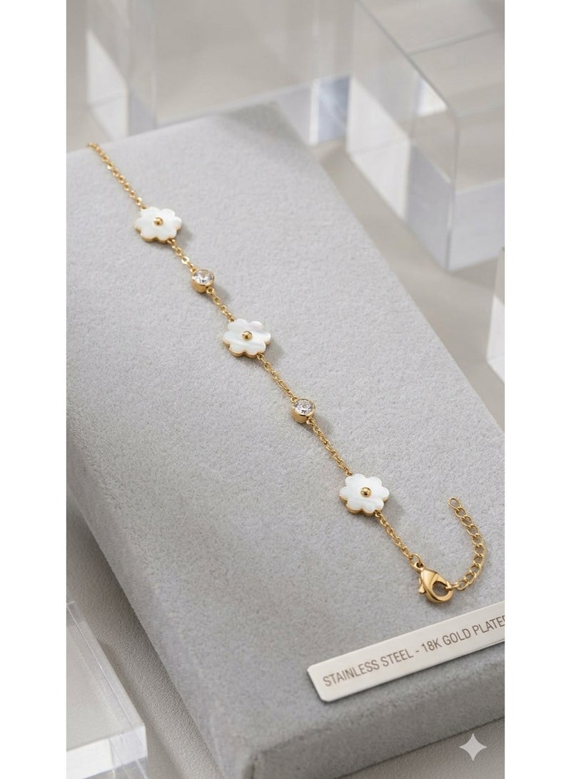 Women's Dainty Gold Plated Flower Bracelet with Sparkling Crystals - High Quality Stainless Steel.
