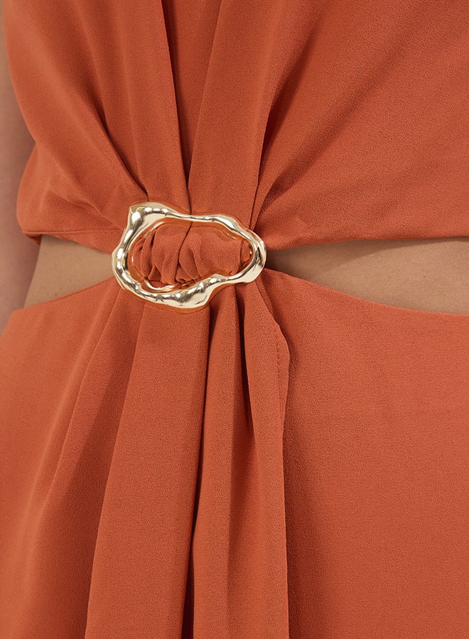 trendyol Maxi Woven Crepe Dress with Tile A Cut Cut Out and Accessory Detail - Image 3