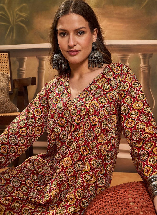 InWeave Women Ethnic Motifs Printed Kurta with Palazzos - Image 2