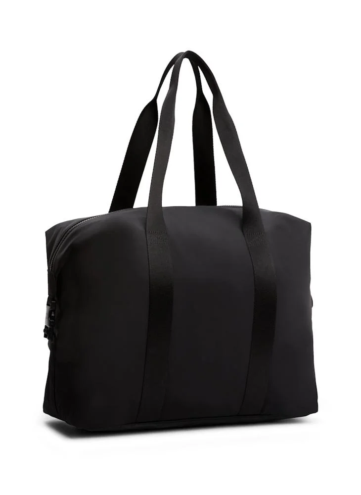 TOMMY JEANS Logo detail duffle bag