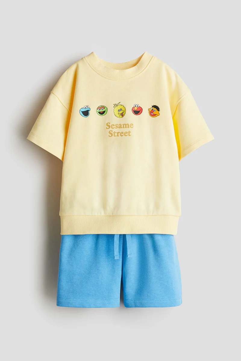 اتش اند ام 2-piece printed sweatshirt set