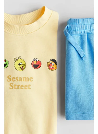 اتش اند ام 2-piece printed sweatshirt set