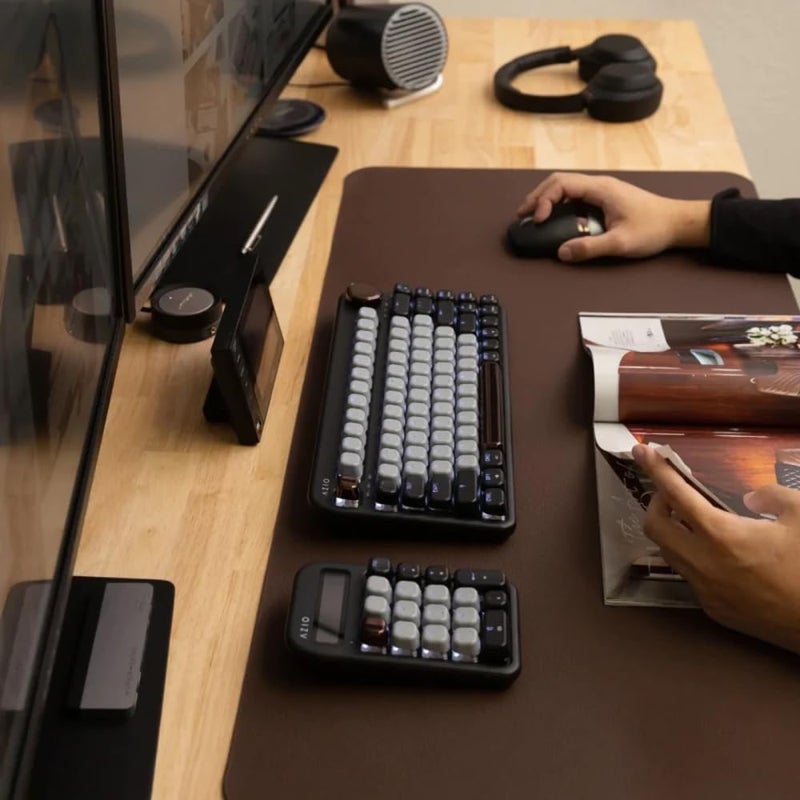 Azio IZO Wireless BT5/USB PC & Mac Mechanical Keyboard, Pre-Lubed Red Switches, Black Willow (IK404) - Image 3